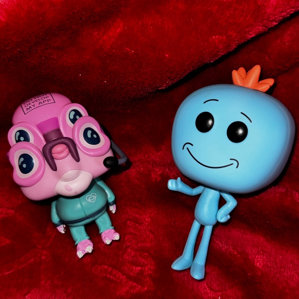 Blue and Pink Action Figure Set